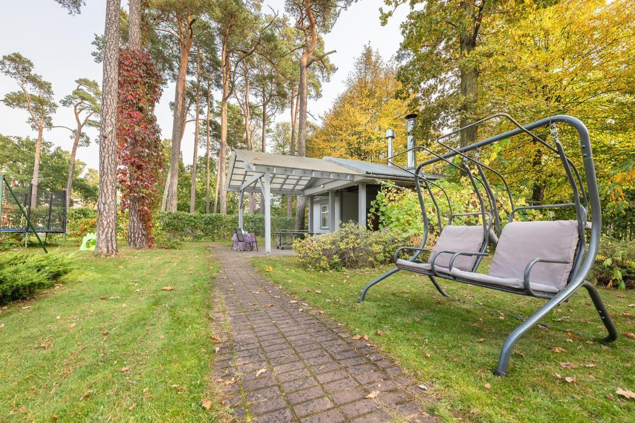 Valensija Hotel Jūrkalne Buitenkant foto