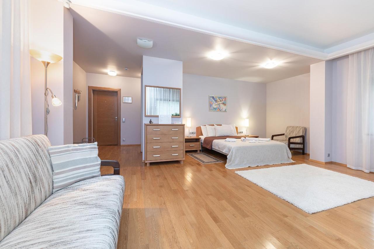 Valensija Hotel Jūrkalne Buitenkant foto